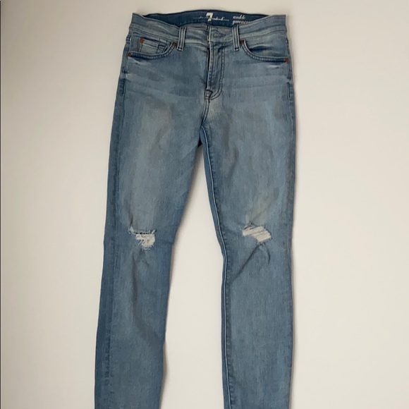 7 For All Mankind Distressed Ankle Gwenevere - Picture 4 of 9